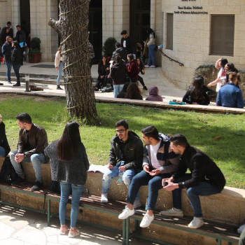 جامعة بيت لحم تستعد لبدء الفصل الصيفي عن بعد