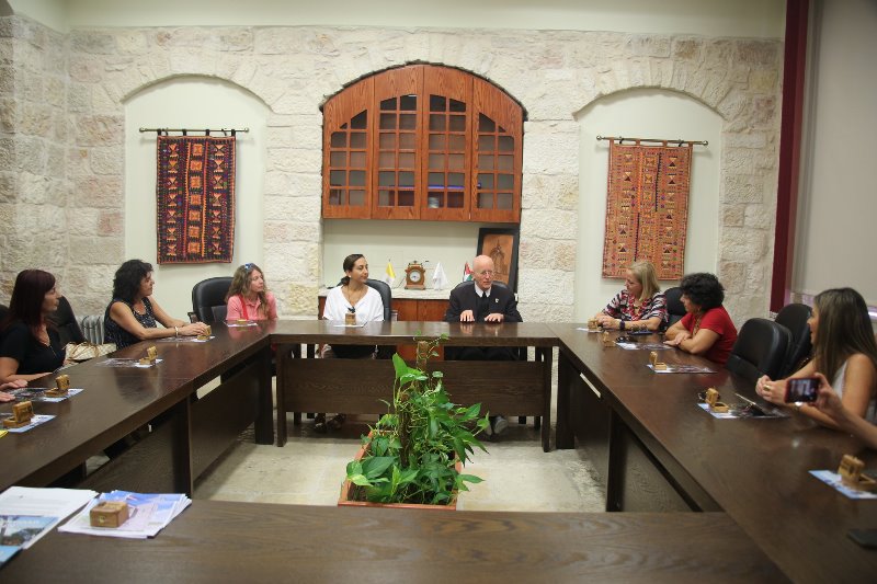 Chilean Professional Women Delegation Visits Campus