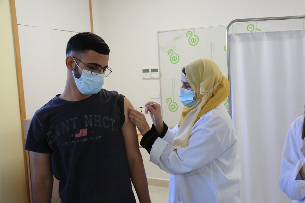 Students Vaccinated against COVID-19 on Campus