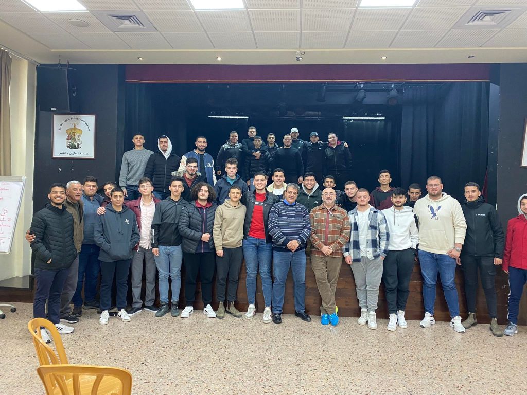 High School Students Visit Campus