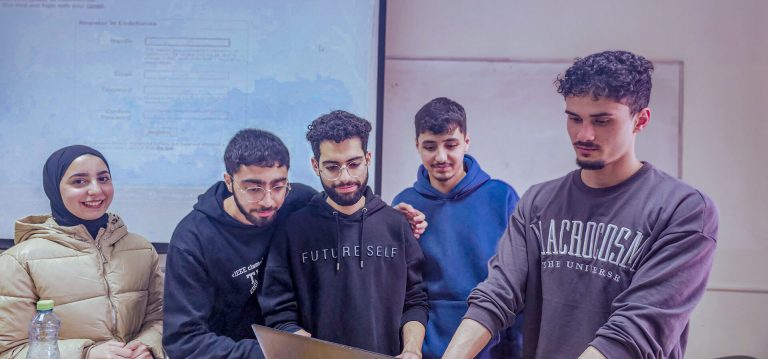 IEEE Students Conduct Problem-Solving Workshop