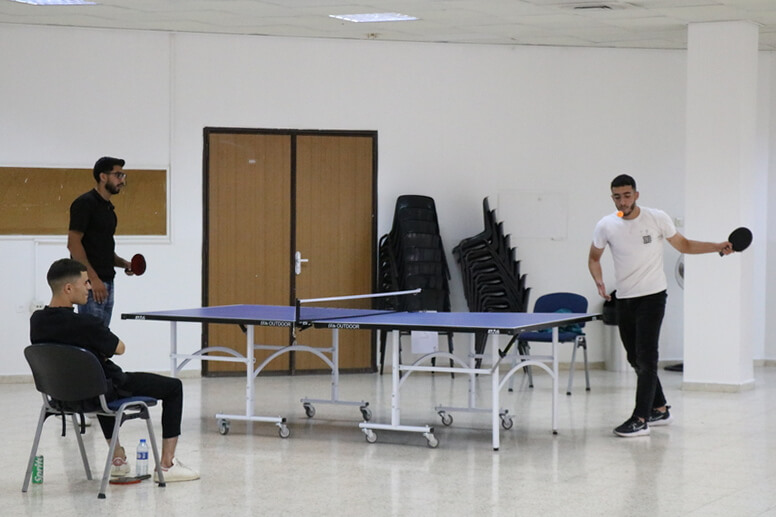 الدائرة الرياضية تختتم بطولة تنس طاولة