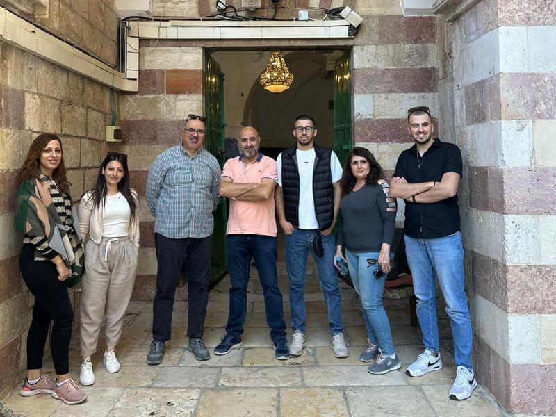 جولات تعليمية ميدانية لطلبة الإرشاد السياحي في الخليل ونابلس